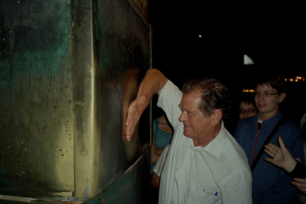 A photograph by Ali Bosworth titled 20080727_01_20 in the project Istanbul