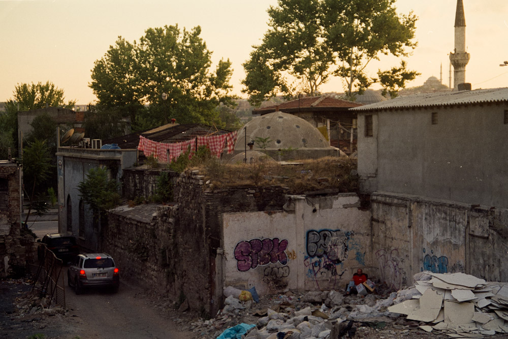 A photograph by Ali Bosworth titled 20080808_05_08 in the project Istanbul