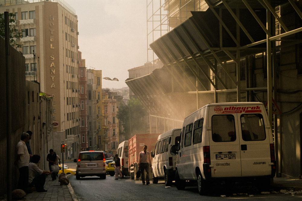 A photograph by Ali Bosworth titled 20080815_03_02 in the project Istanbul
