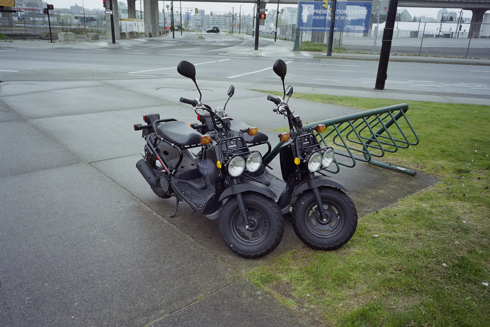 A photograph by Ali Bosworth titled 20110501_03_36_rescan in the project Spring 2011